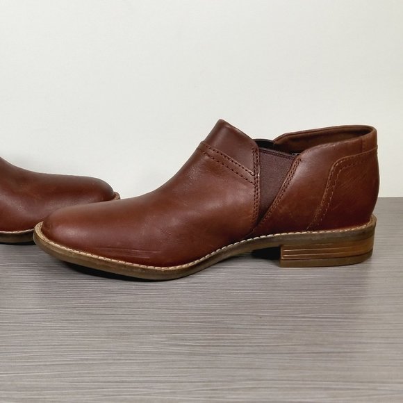 Clark's Camzin Slip On Bootie, Brown Leather, Womens Sizes 6.5 & 7 - Picture 6 of 9